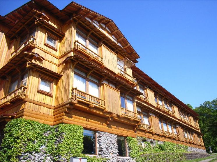 �\�a�c�z�e���{��