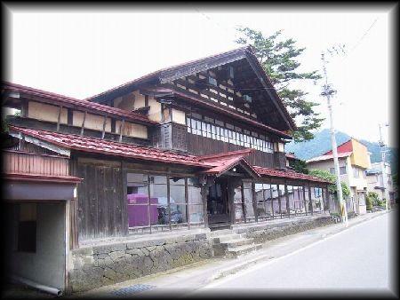 ���ƌ��z�i�����j