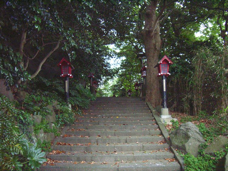 �ɂ��َs�ۊ��F�F��_��