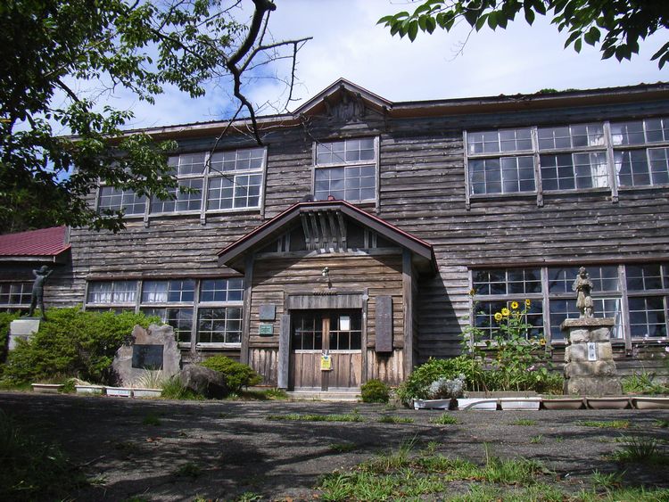 �w�Z�E����{��